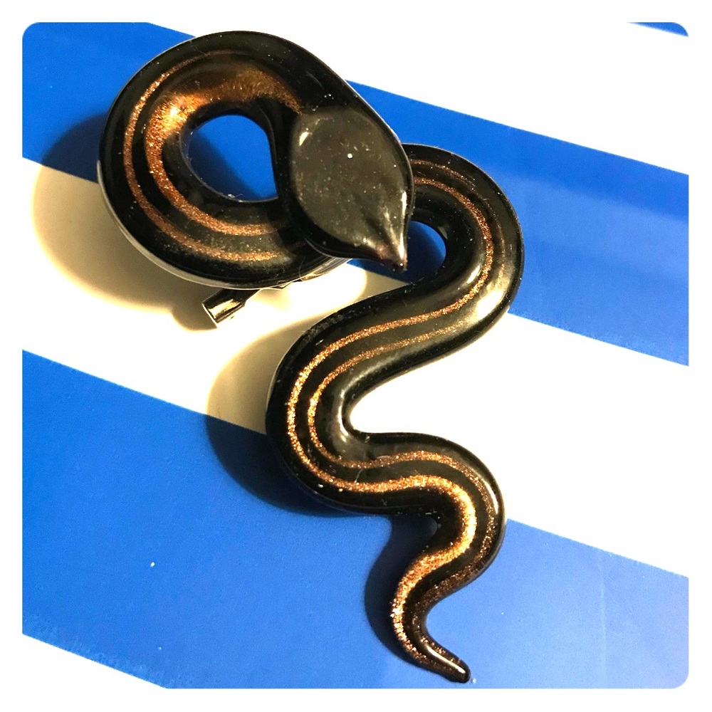Brown and copper snake brooch